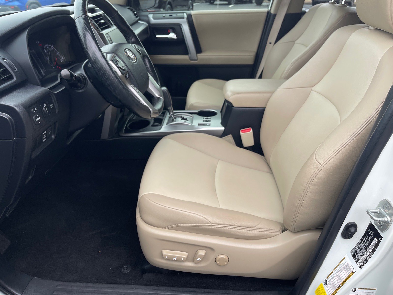 Used 2023 Toyota 4Runner SR5 Premium w/ Moonroof Package image 10