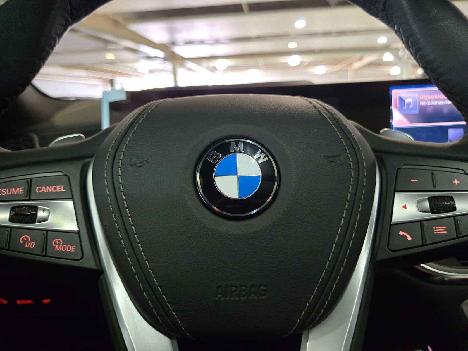 Used 2026 BMW X5 xDrive40i w/ Executive Package AWD/4WD image 25