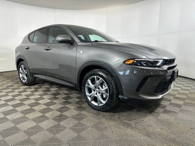 Used 2024 Dodge Hornet R/T w/ Tech Pack w/o Parking image 2