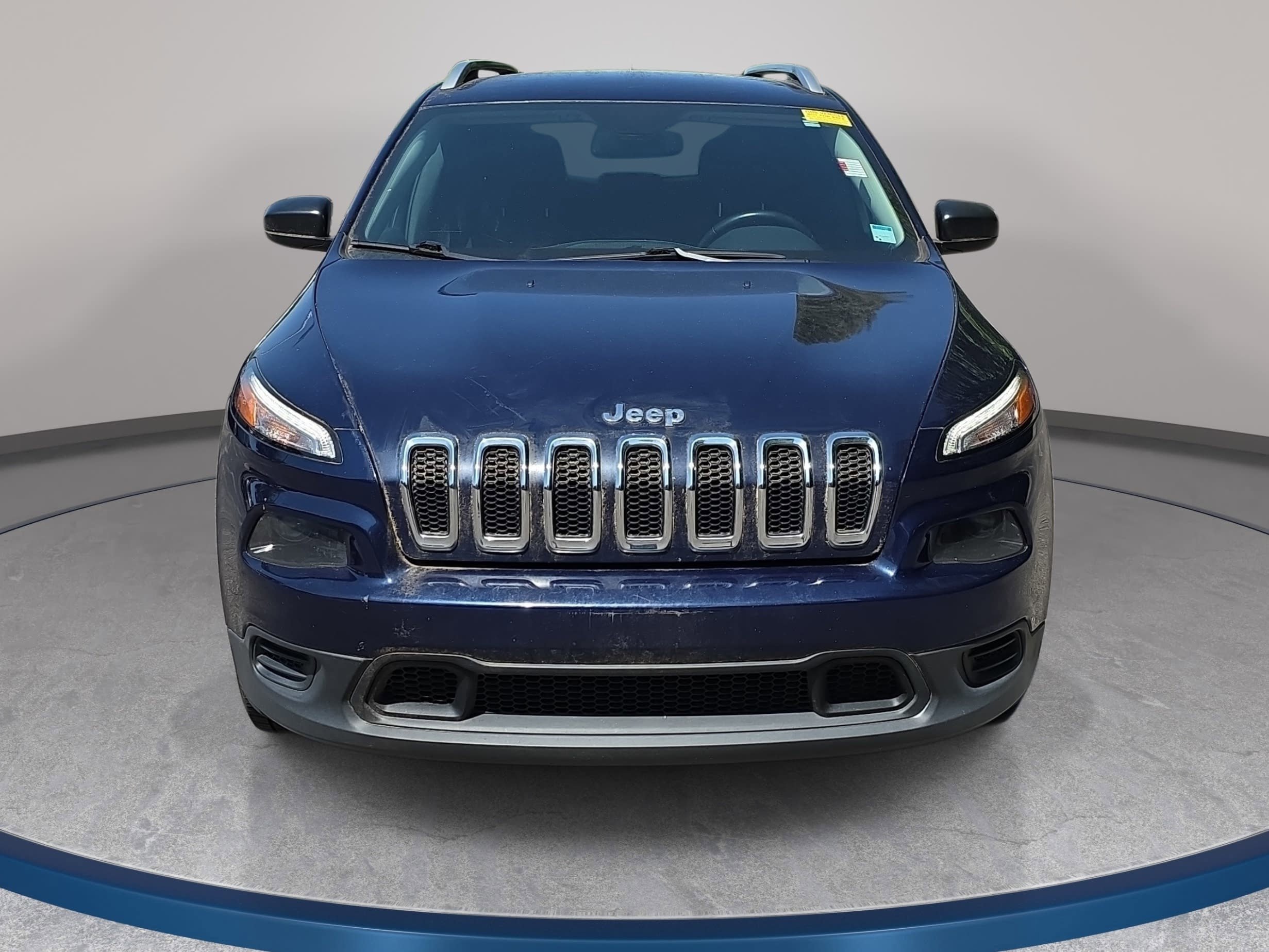 Used 2015 Jeep Cherokee Sport FWD image 4