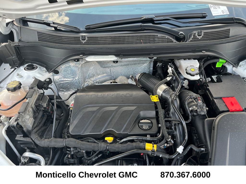 Used 2025 Chevrolet Trax LS image 28