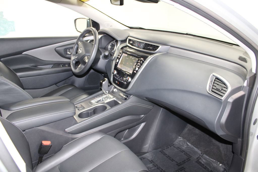 Used 2024 Nissan Murano SL image 28