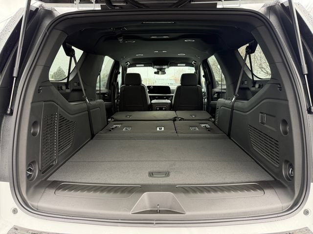 New 2026 Chevrolet Suburban LS w/ Max Trailering Package AWD/4WD image 40
