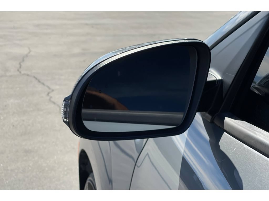 Used 2023 Hyundai Kona Limited FWD image 55