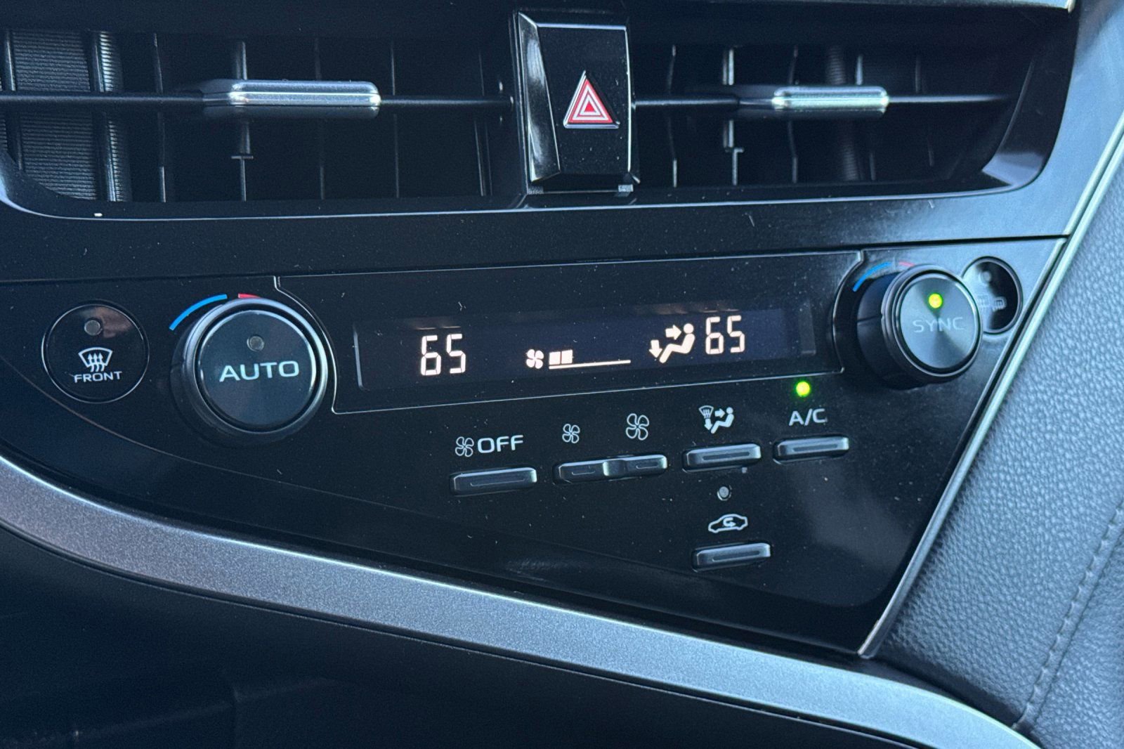 Certified 2023 Toyota Camry SE image 19