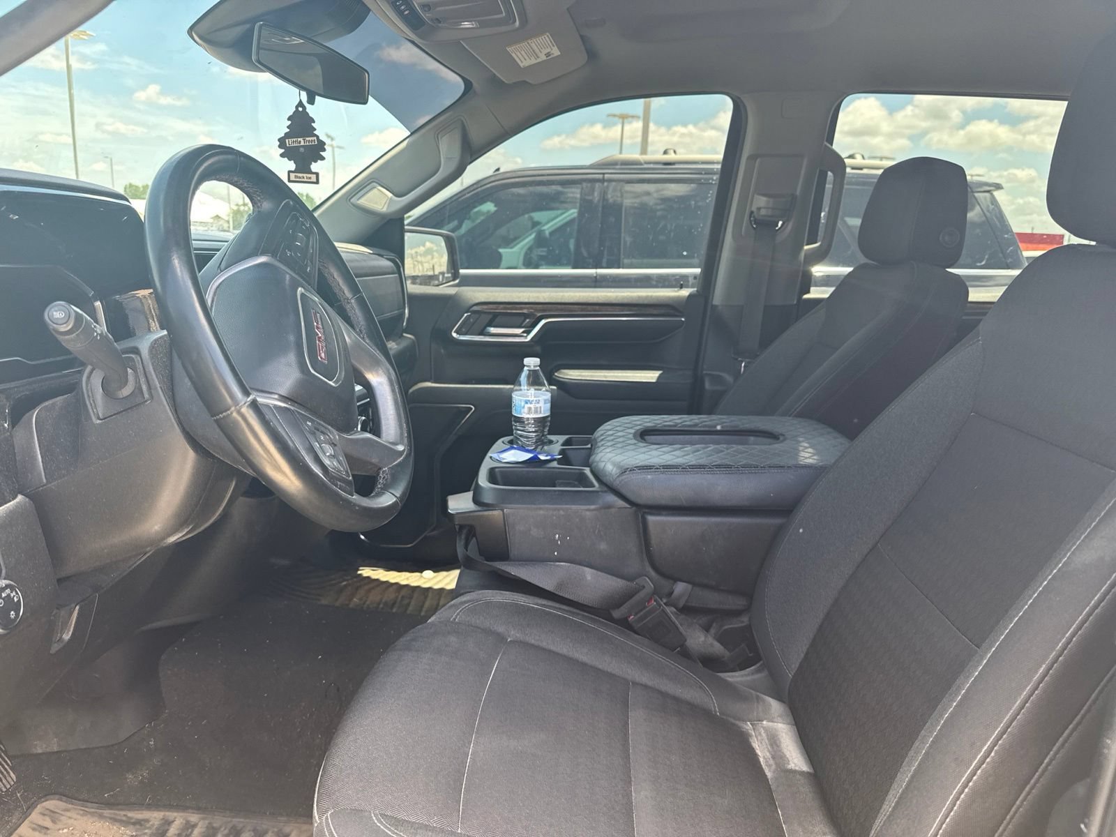 Used 2024 GMC Sierra 1500 SLE RWD image 11