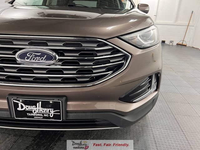 Used 2019 Ford Edge SEL w/ Equipment Group 201A FWD image 13