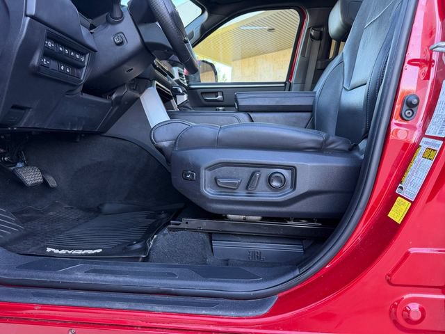 Certified 2022 Toyota Tundra Platinum w/ Advanced Package AWD/4WD image 16