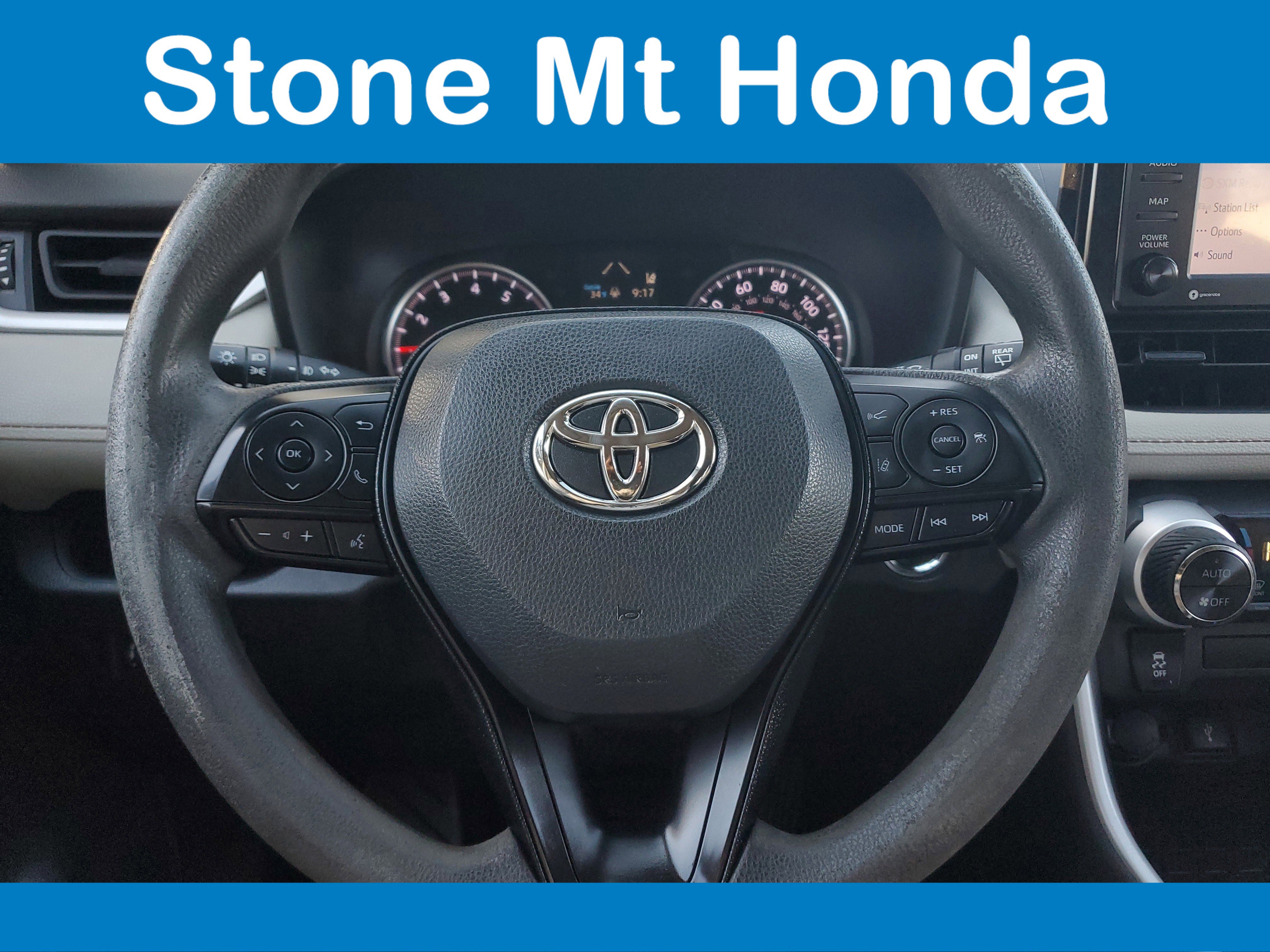 Used 2021 Toyota RAV4 XLE image 22