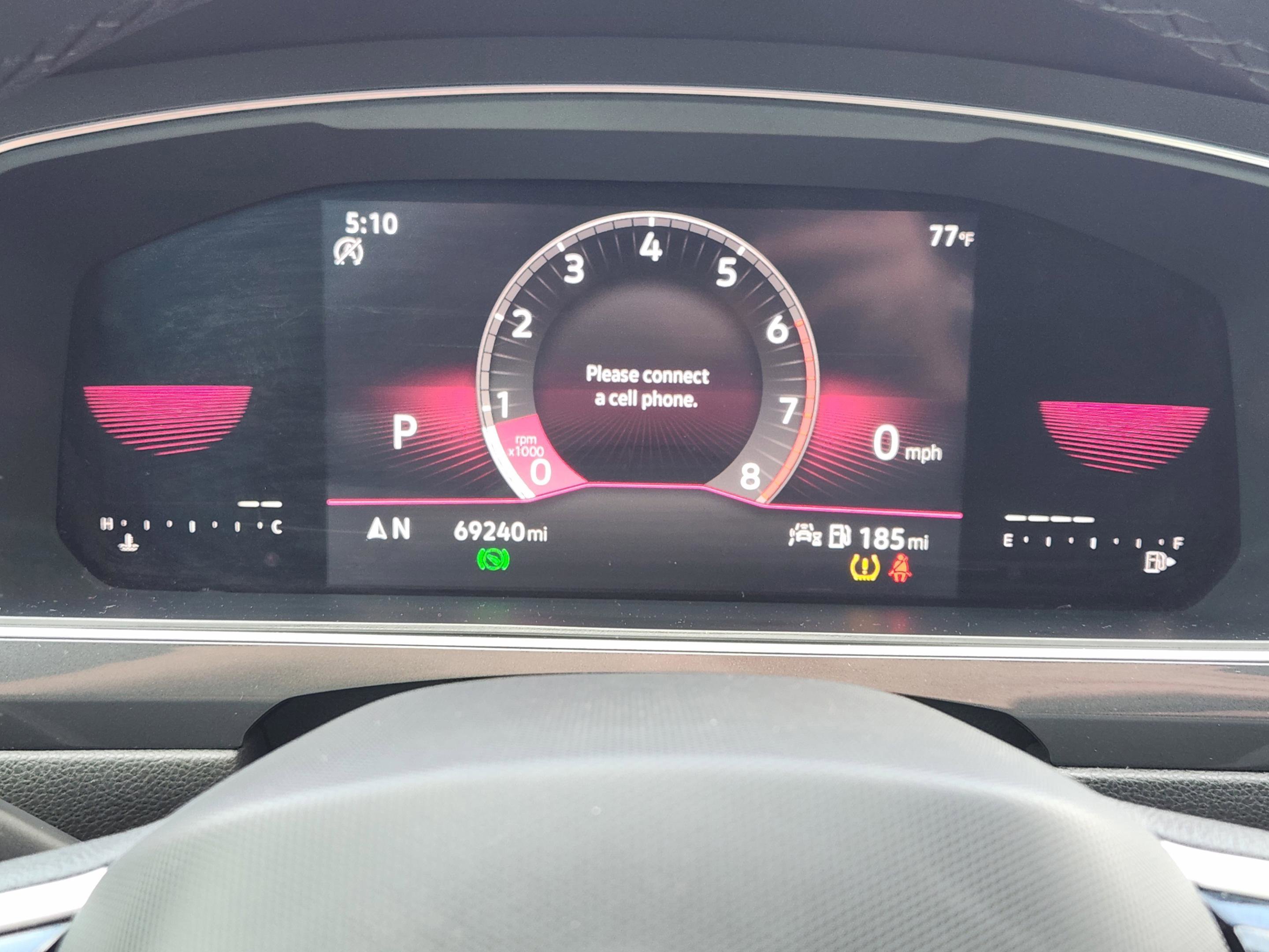 Used 2022 Volkswagen Tiguan SE R-Line image 7