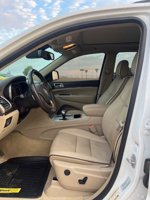 Used 2015 Jeep Grand Cherokee Overland w/ Advanced Technology Group image 9