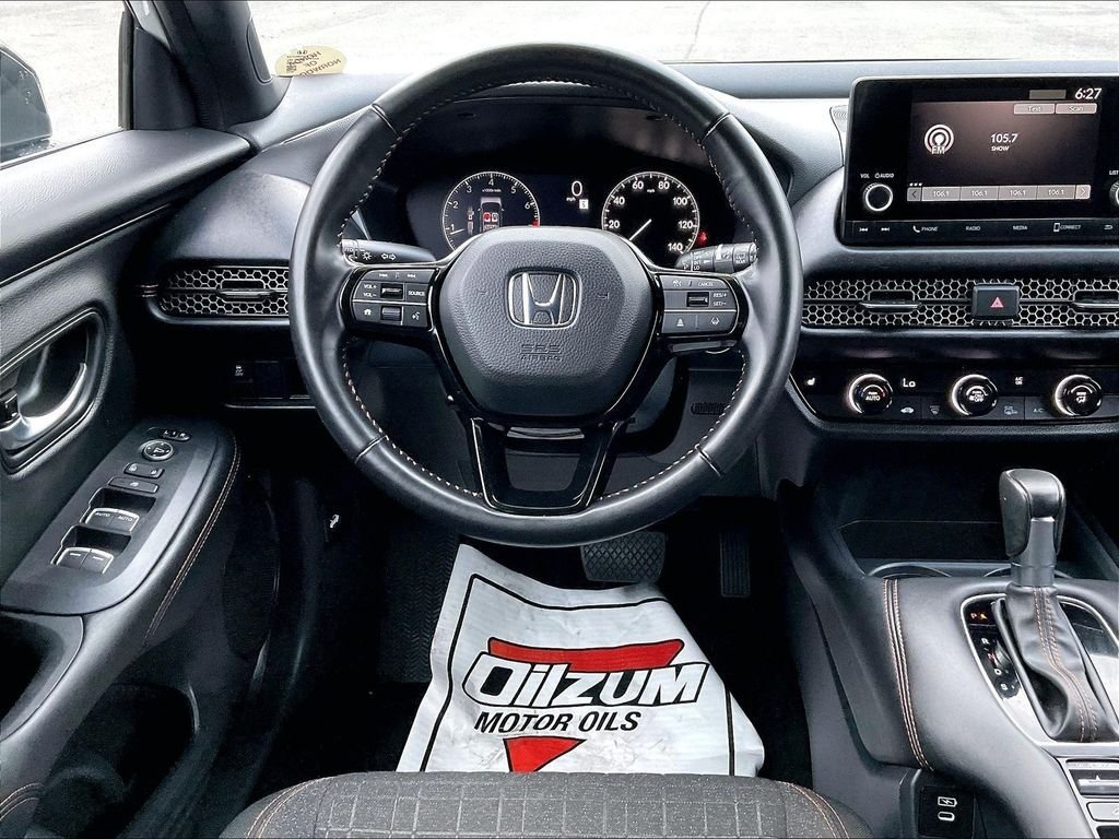 Used 2025 Honda HR-V Sport image 17