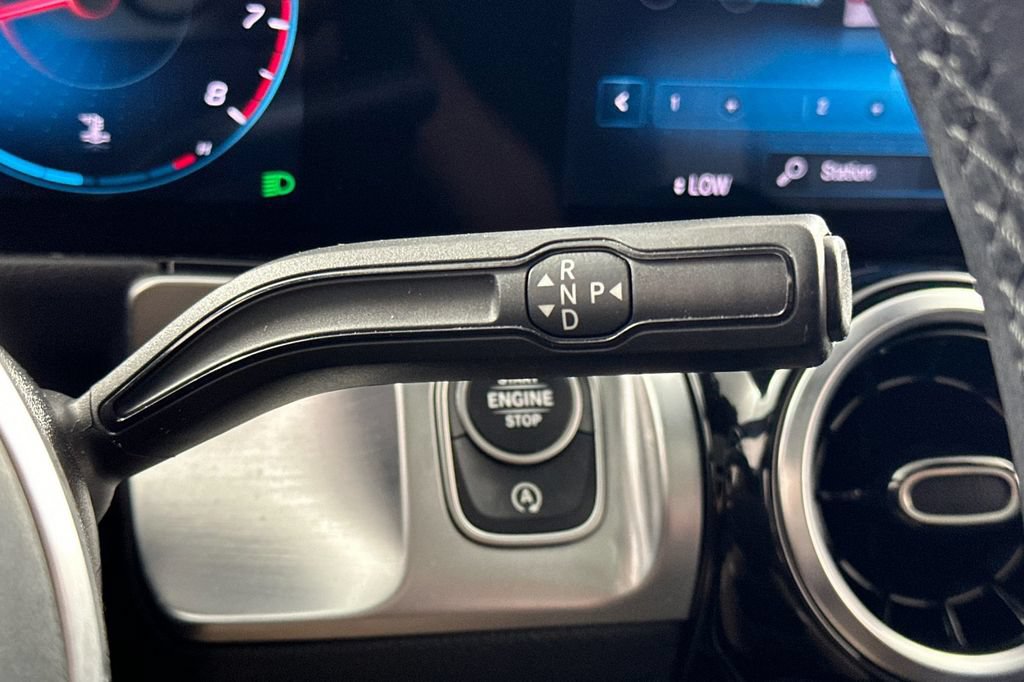 Certified 2022 Mercedes-Benz GLB 250 4MATIC image 28