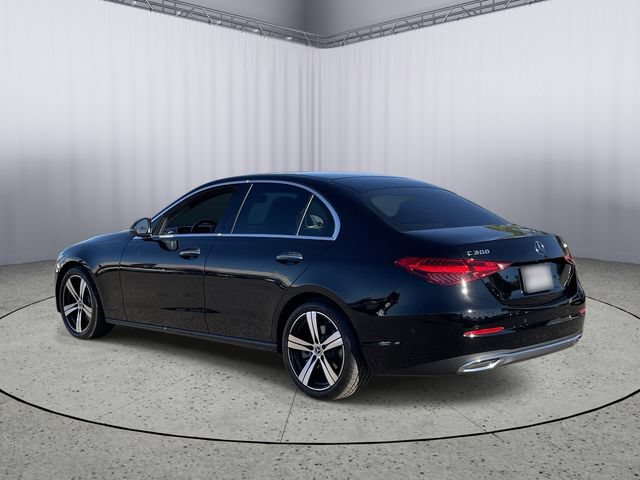 Used 2025 Mercedes-Benz C 300 4MATIC Sedan image 4