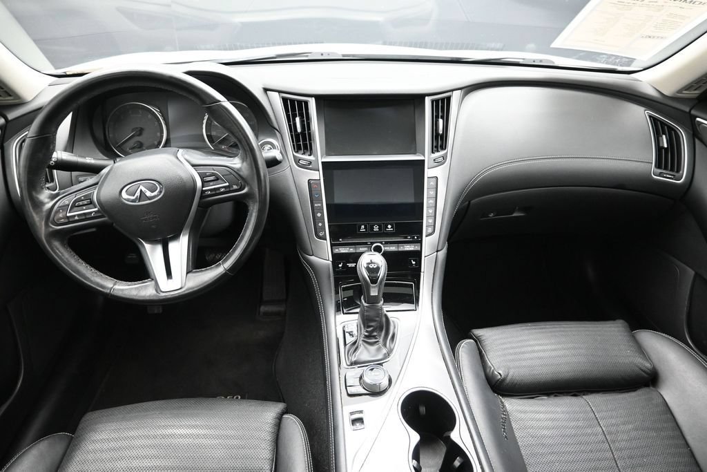 Used 2019 INFINITI Q50 Signature Edition w/ Cargo Package (L96) RWD image 15