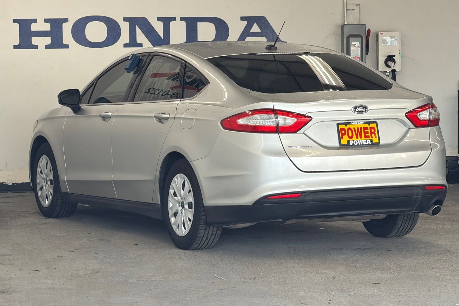 Used 2014 Ford Fusion S image 5