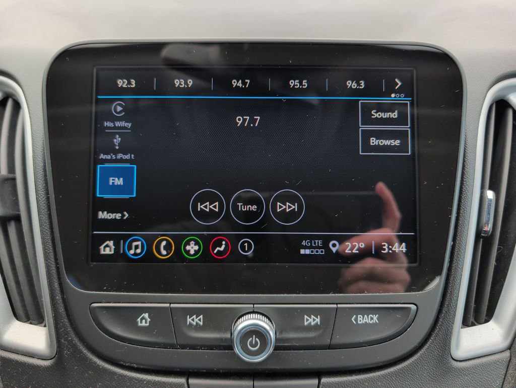 Used 2023 Chevrolet Malibu LT image 13