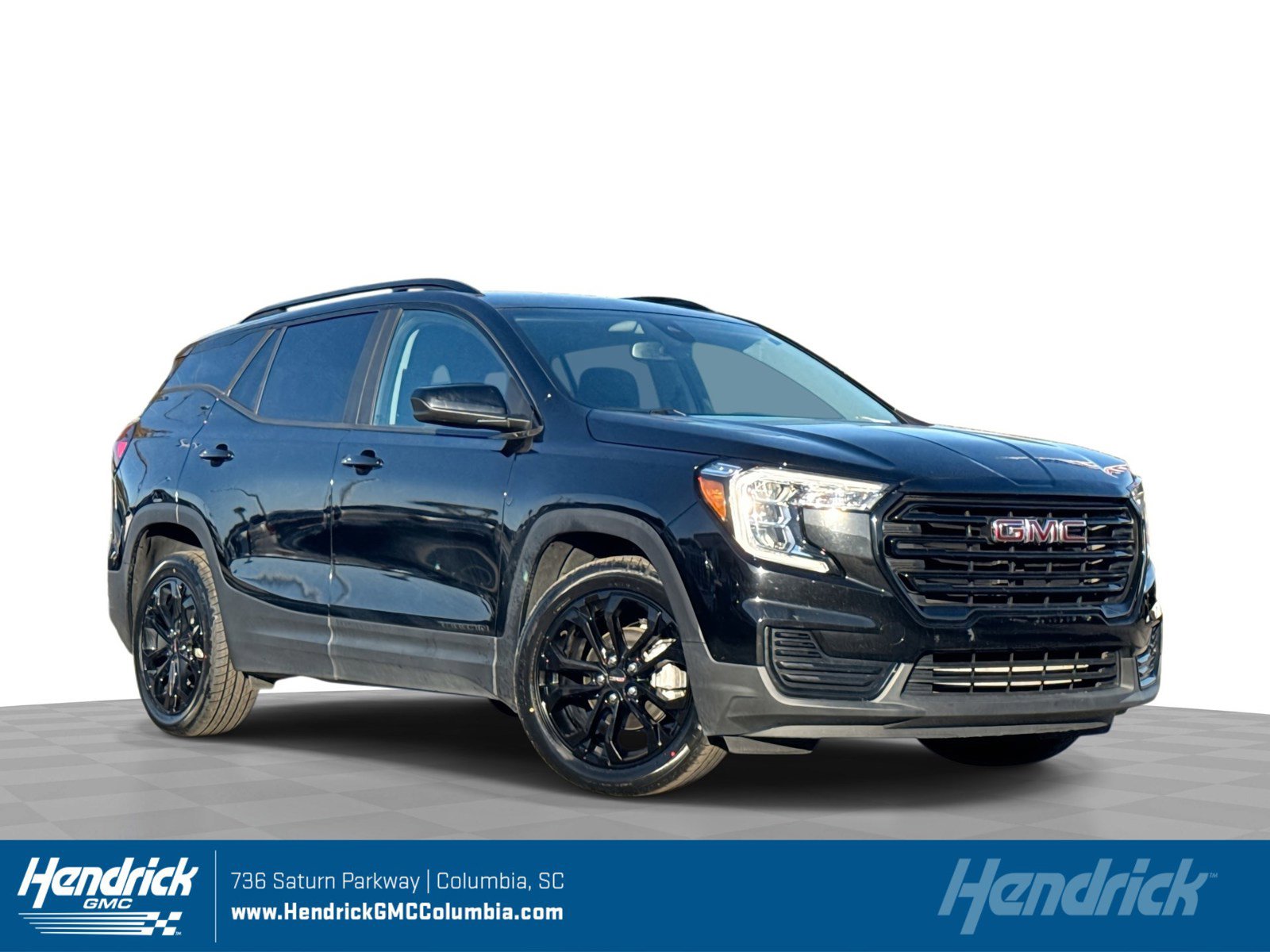 Used 2022 GMC Terrain SLE w/ Driver Convenience Package image 1