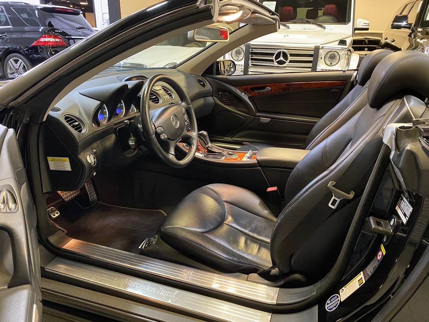 Used 2007 Mercedes-Benz SL 550 image 25