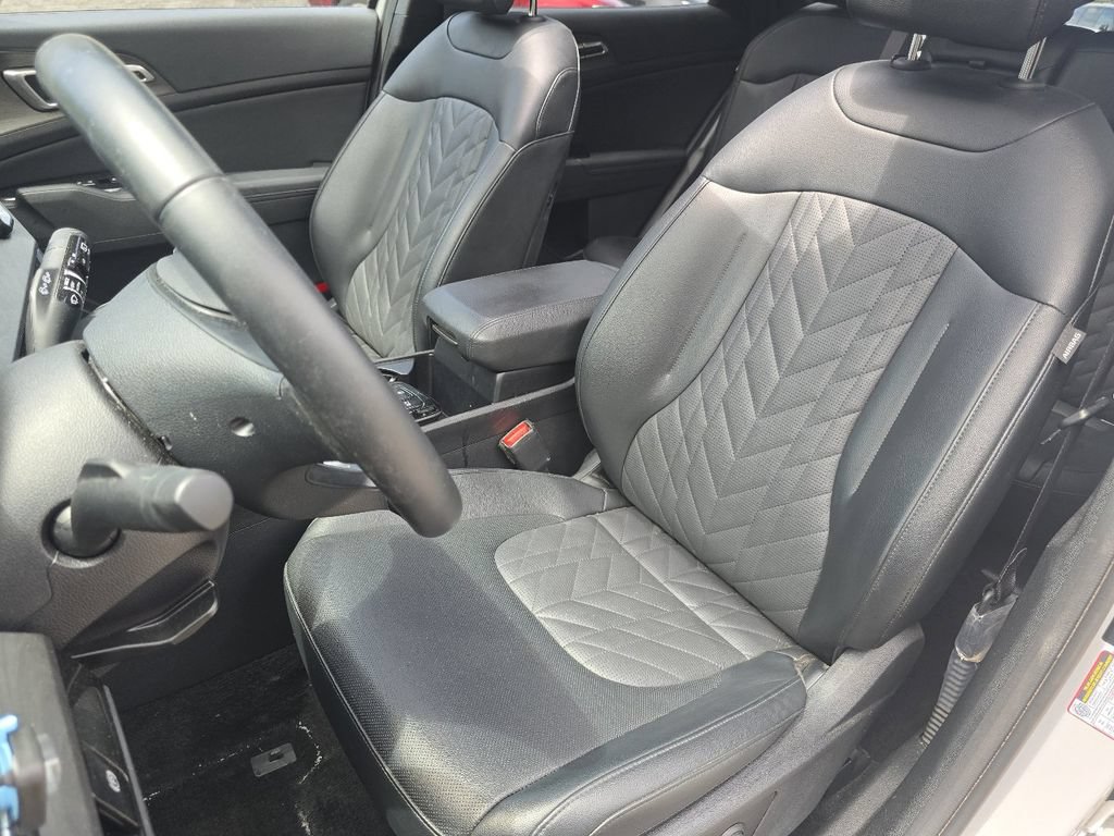 Used 2025 Kia Sportage X-Line w/ Premium Package AWD/4WD image 25