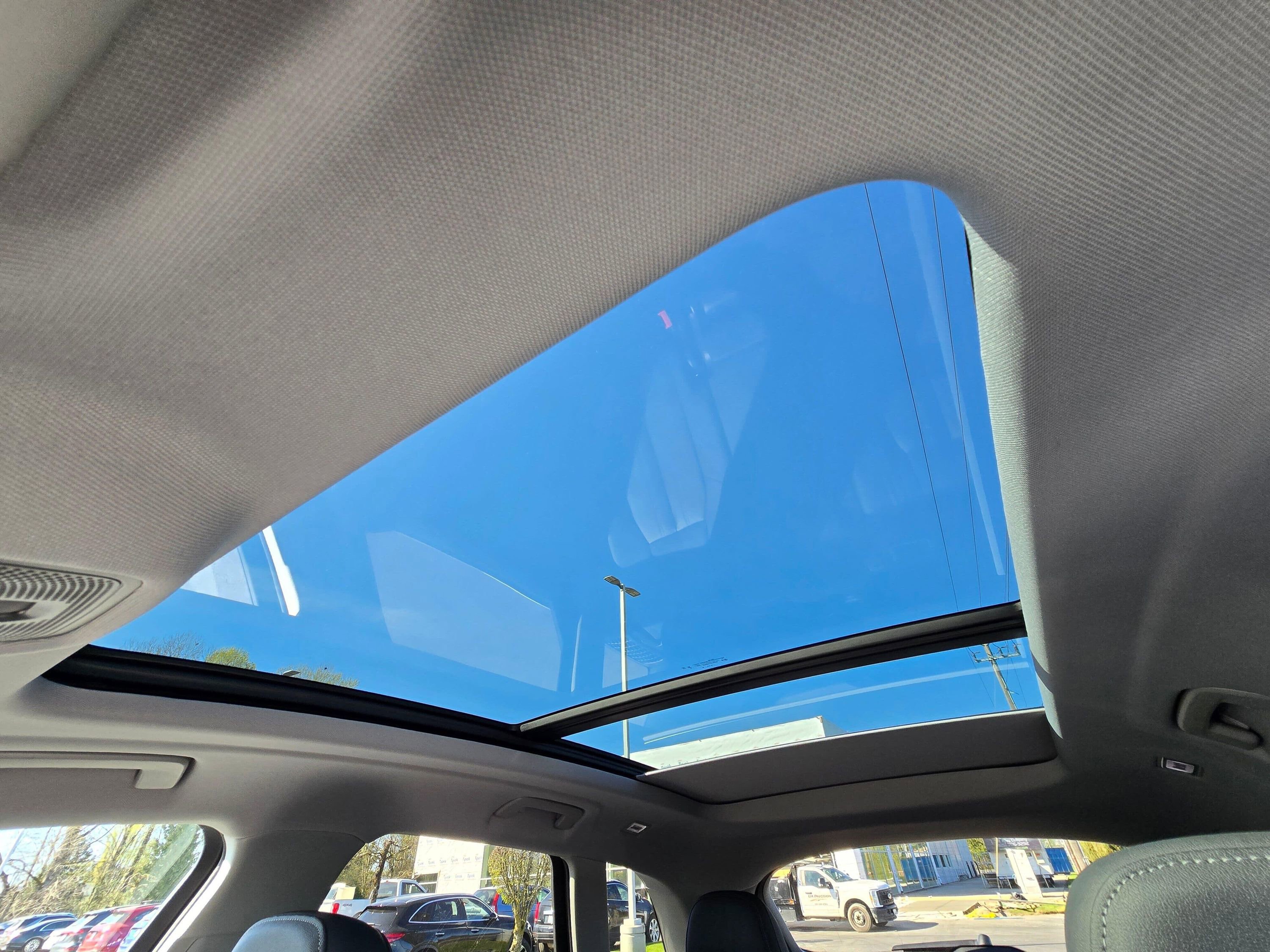 Certified 2025 Audi Q5 Premium Plus w/ Premium Plus AWD/4WD image 46