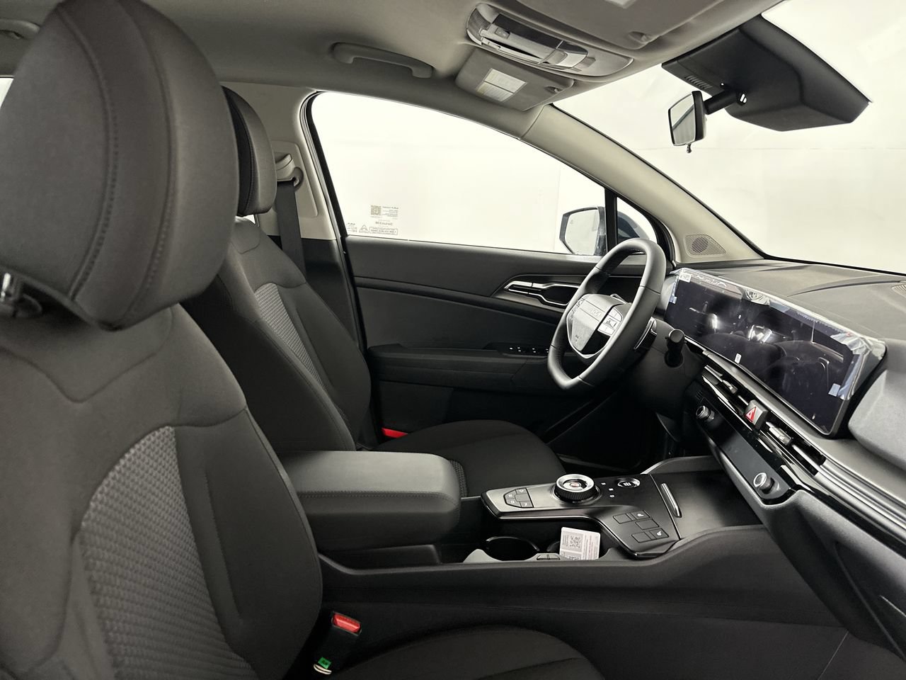 New 2027 Kia Sportage S FWD image 12