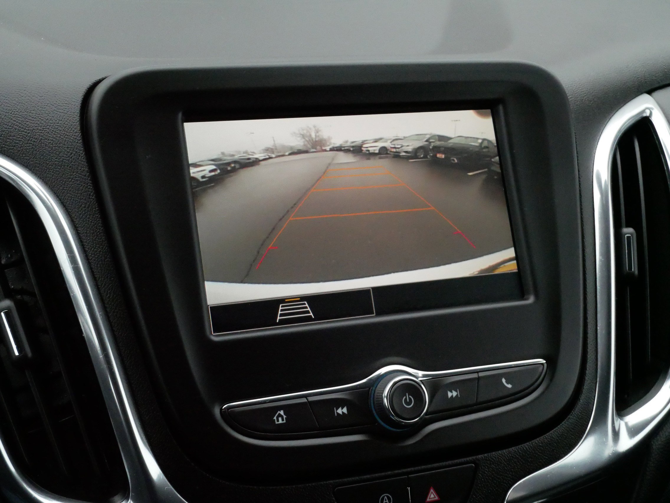 Used 2023 Chevrolet Equinox LT image 30