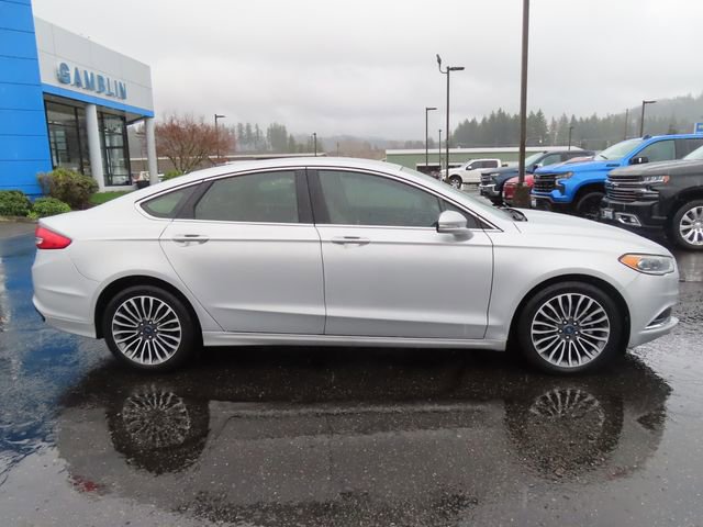 Used 2018 Ford Fusion SE w/ Fusion SE Technology Package image 9