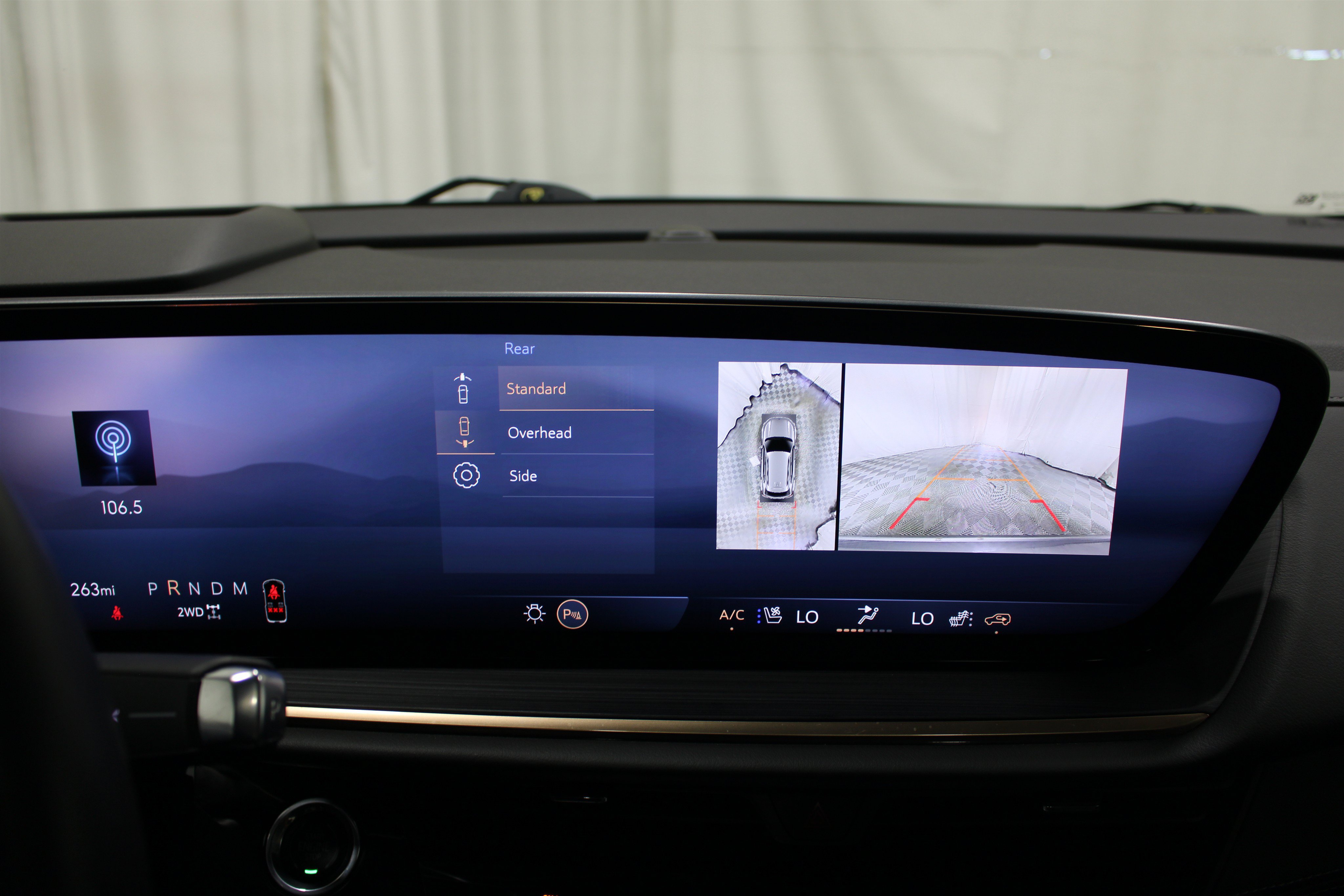 Used 2025 Buick Envision Avenir AWD/4WD image 17