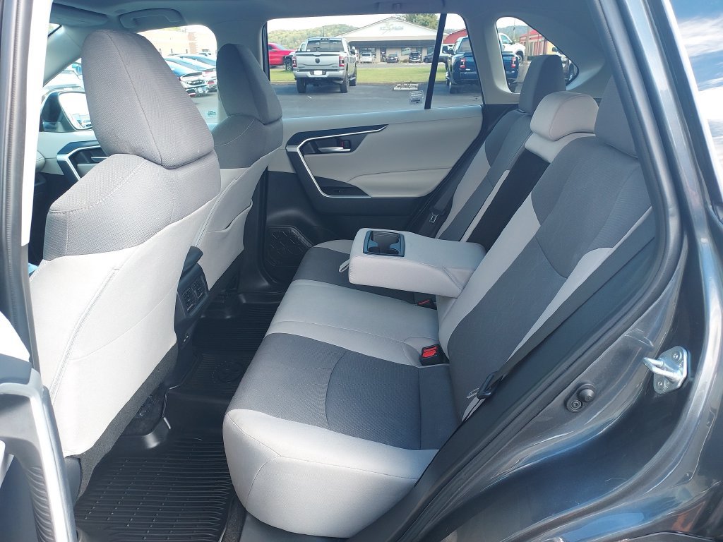 Used 2024 Toyota RAV4 XLE w/ Convenience Package AWD/4WD image 14
