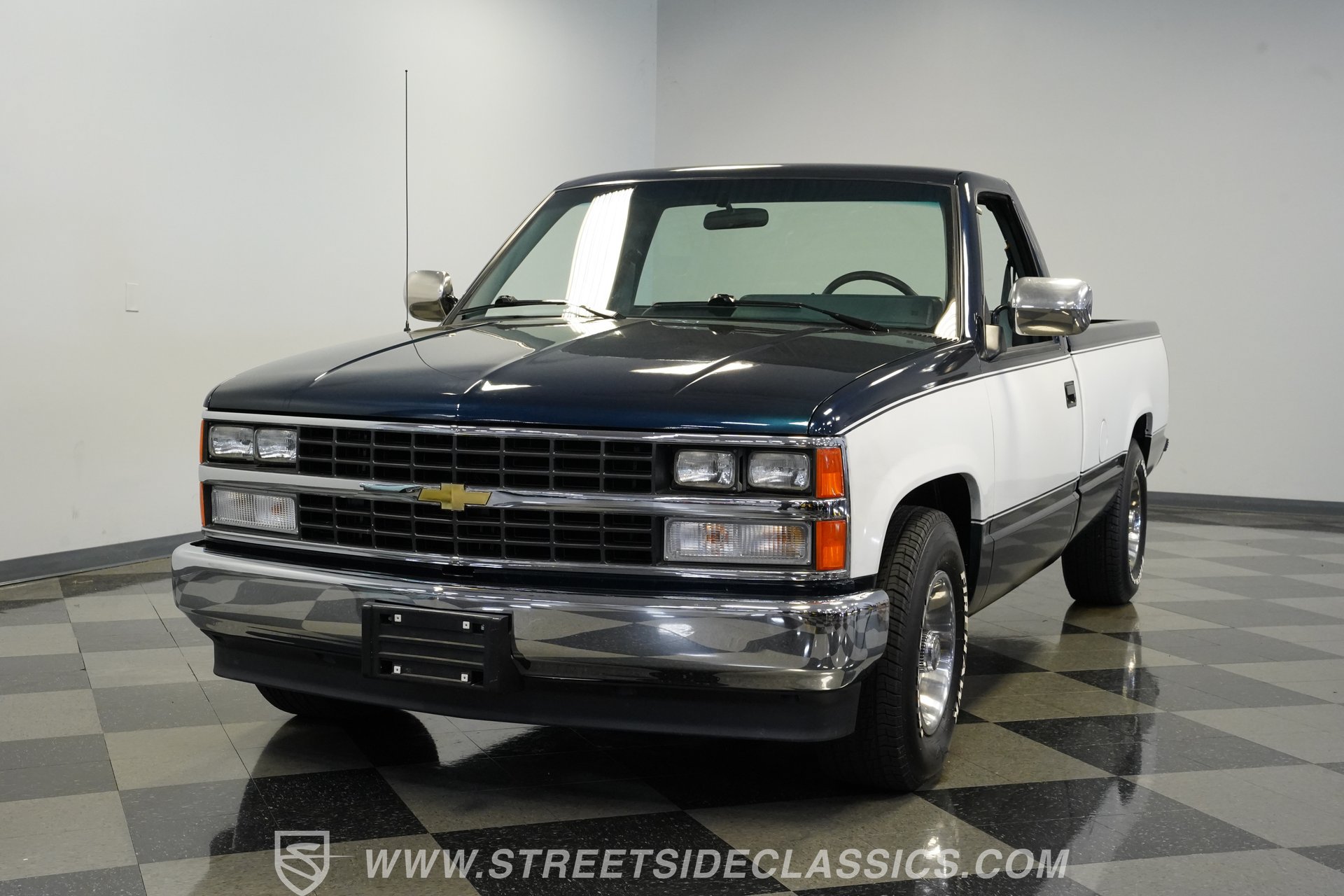 Used 1989 Chevrolet Silverado 1500 2WD Regular Cab image 19