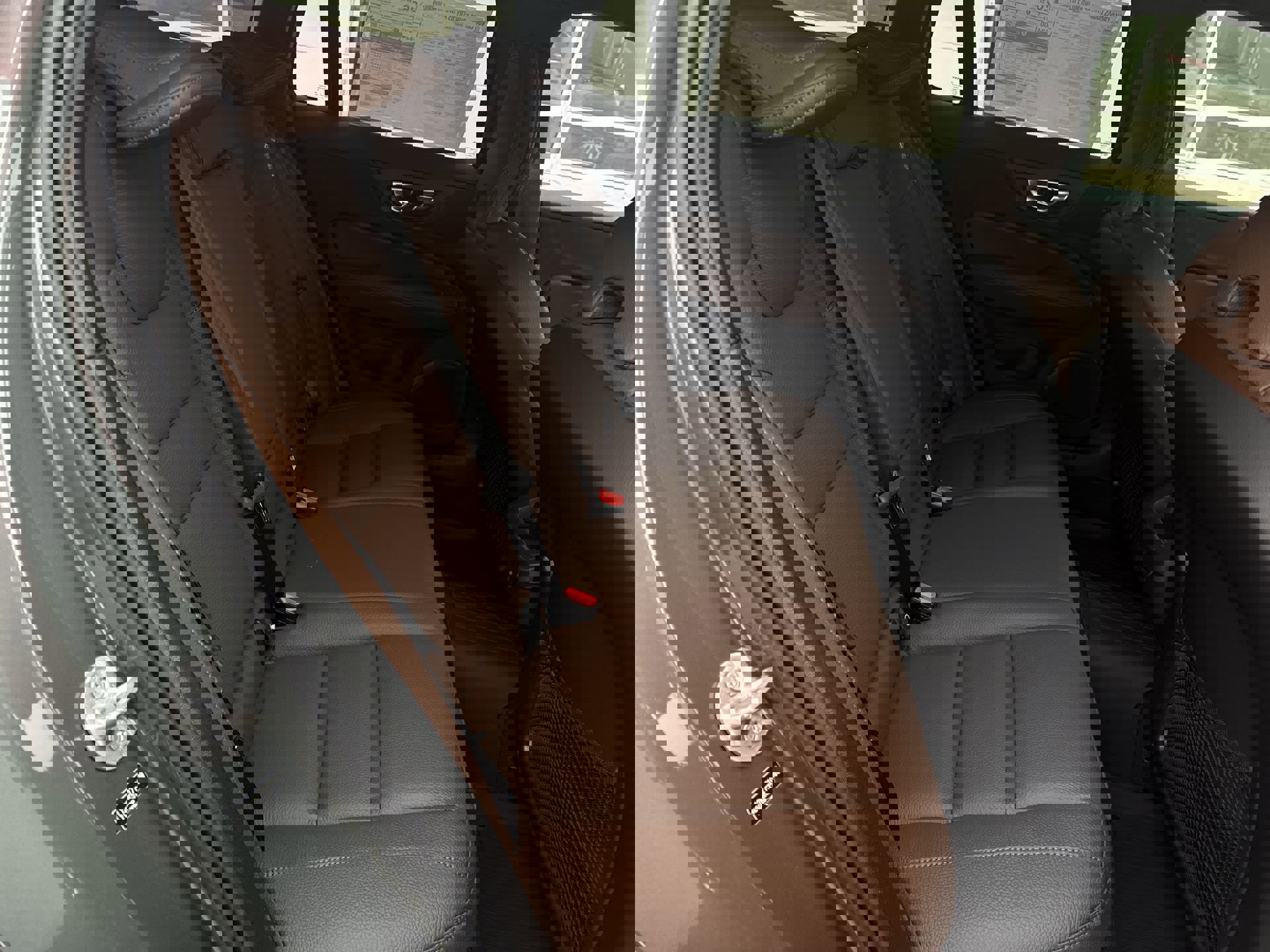 New 2026 Volvo V60 B5 Cross Country Plus w/ Climate Package image 28