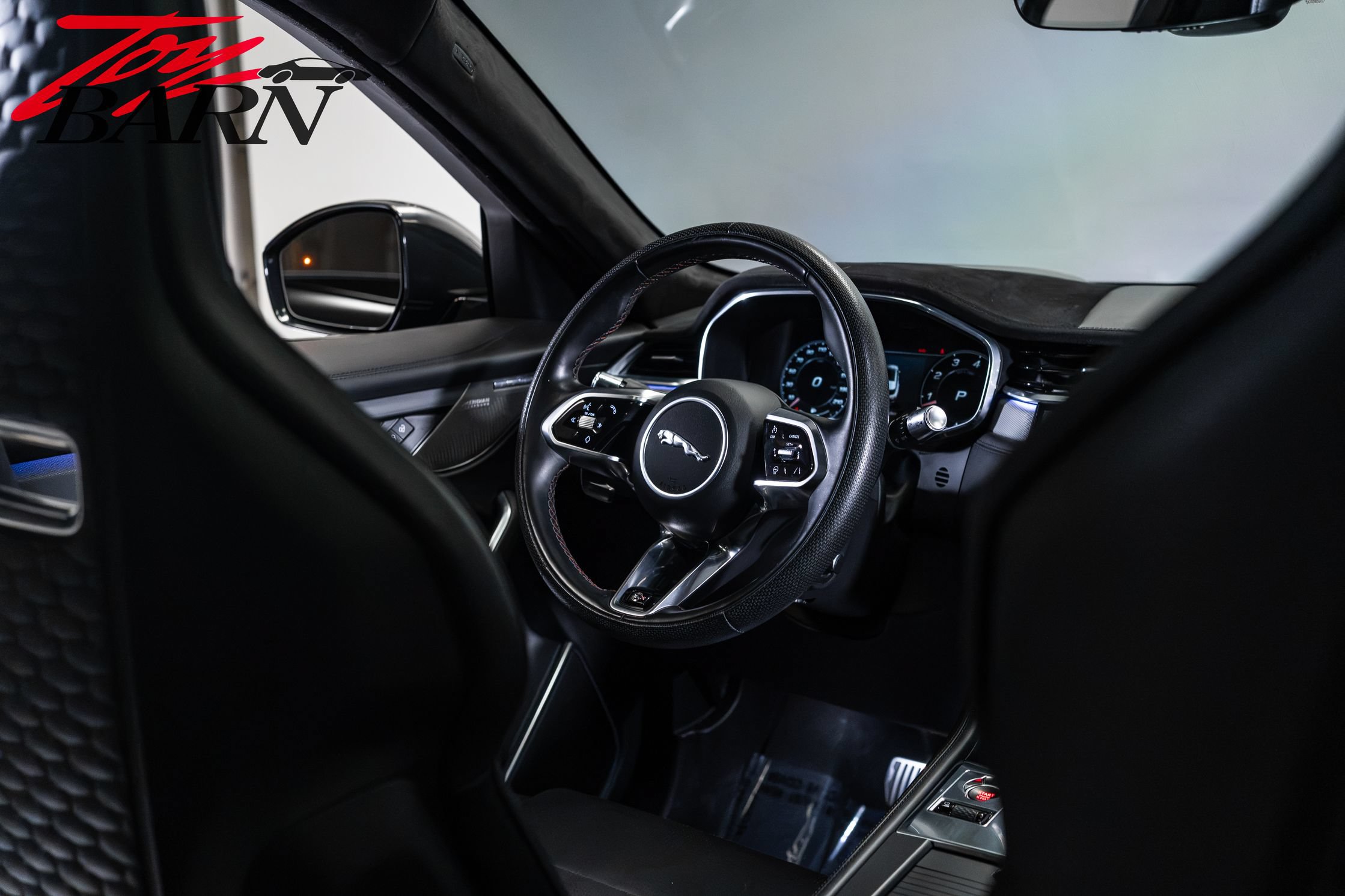 Used 2021 Jaguar F-PACE SVR AWD/4WD image 50