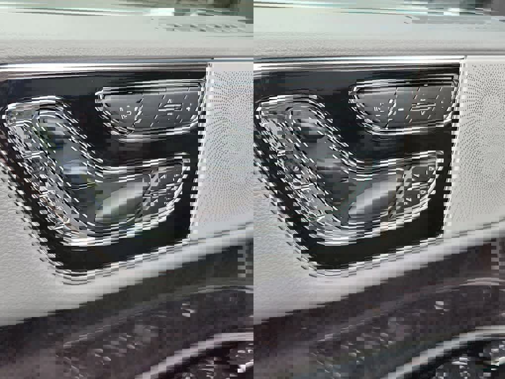 Used 2019 Lincoln Navigator Reserve w/ Cargo Package image 23