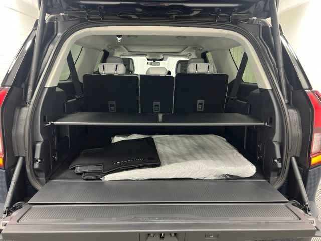 New 2027 Ford Expedition Max Platinum AWD/4WD image 9