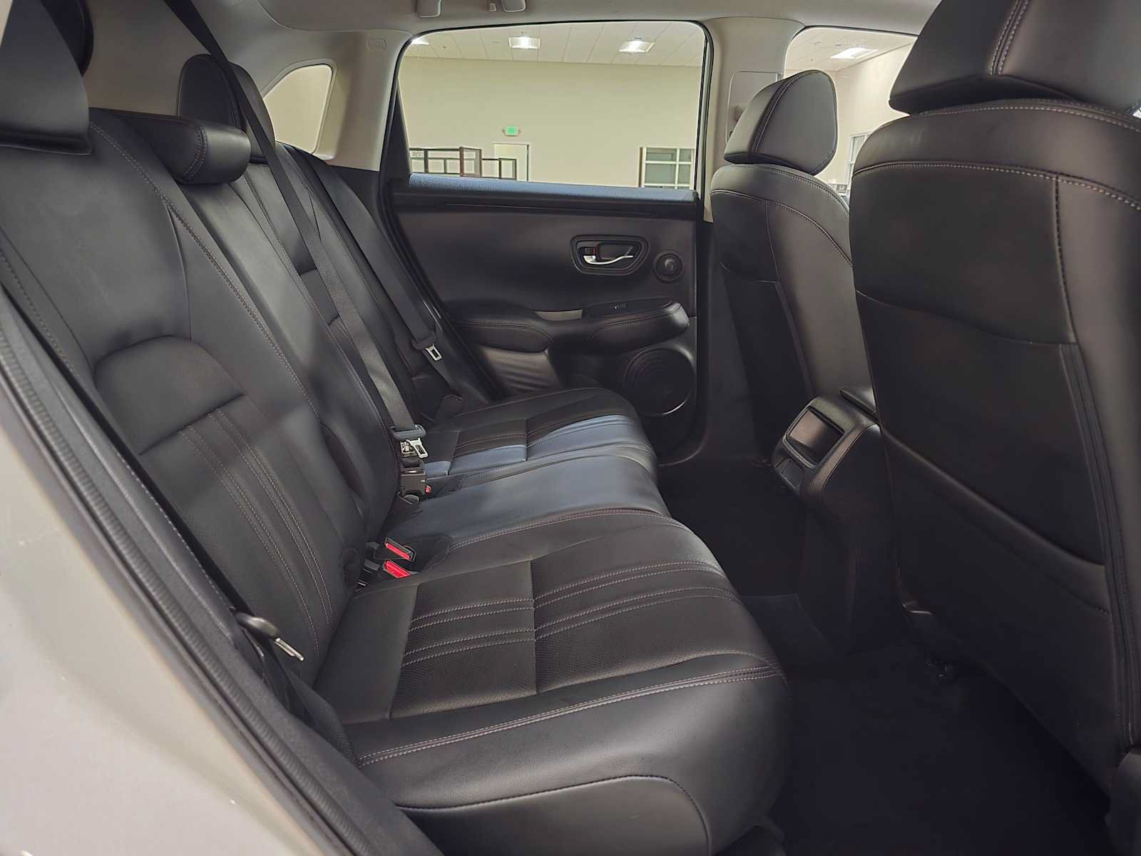 Used 2024 Honda HR-V EX-L image 28