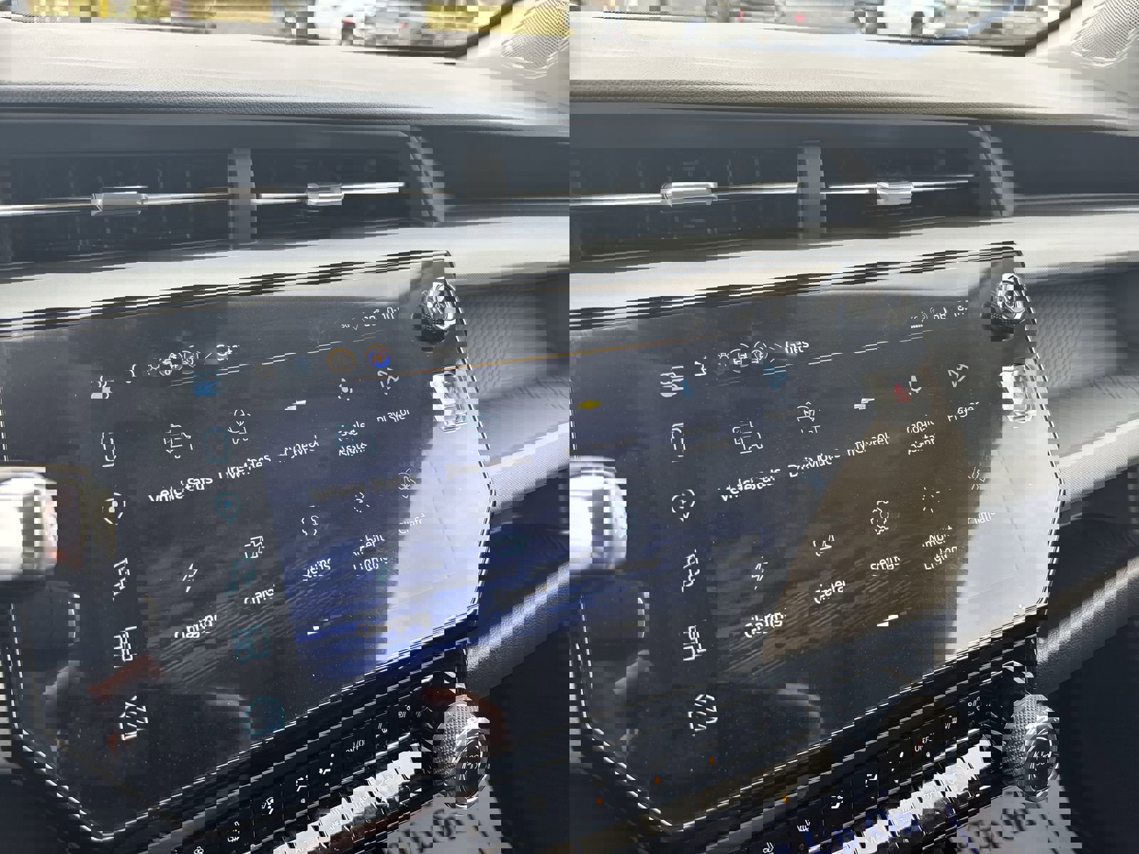 New 2027 Chevrolet Bolt RS w/ Technology Package image 19