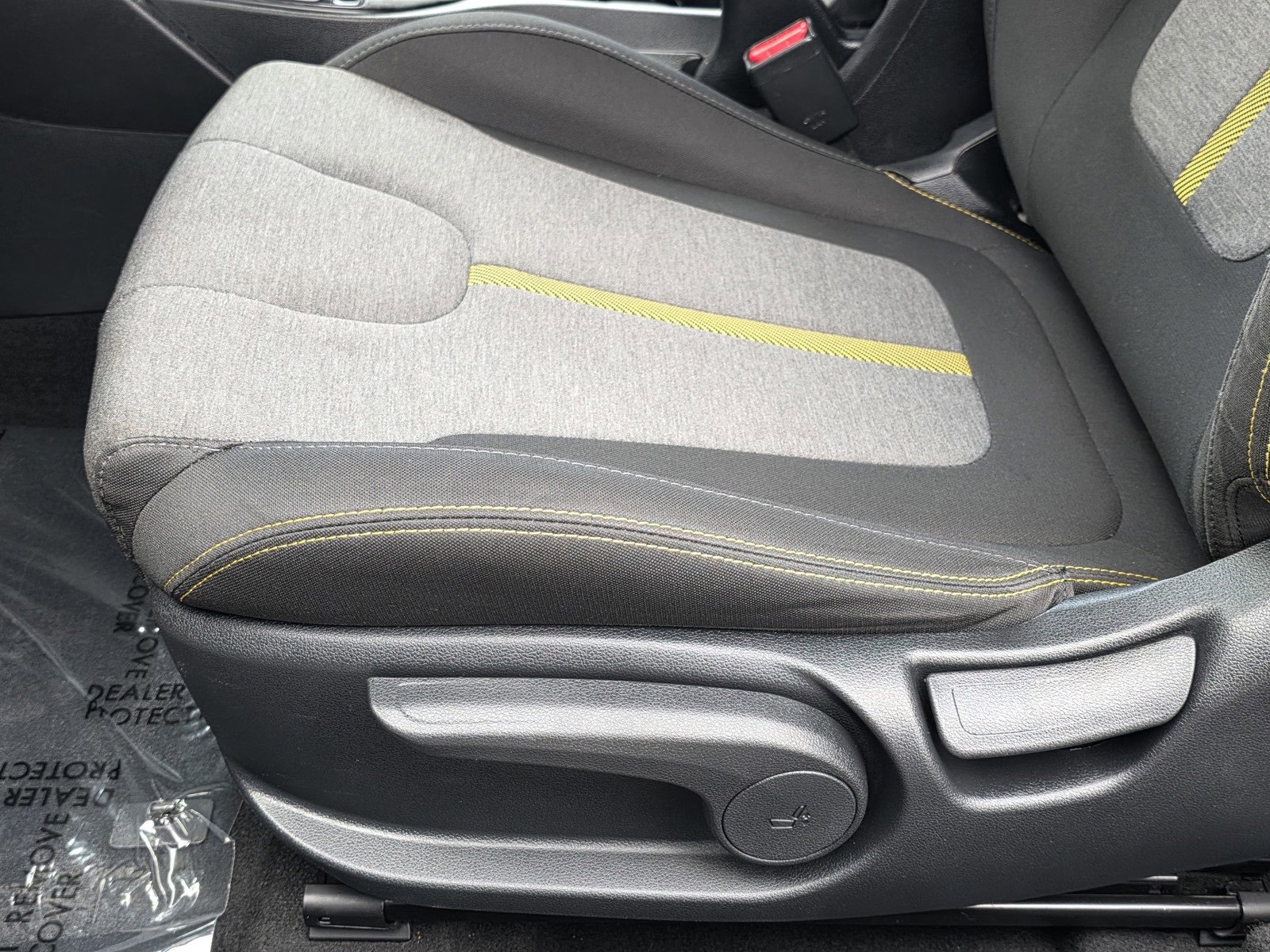 Used 2019 Hyundai Veloster Turbo R-Spec image 21