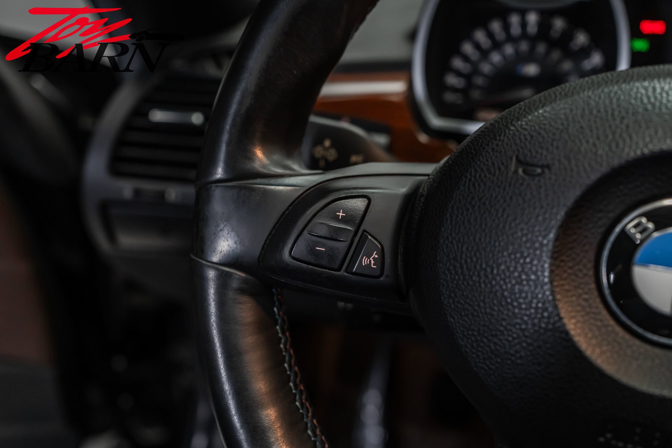 Used 2007 BMW M Roadster image 40