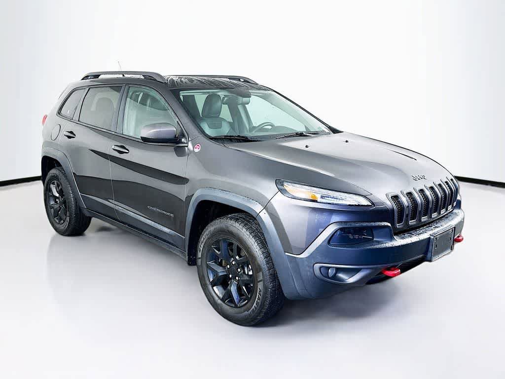 Used 2015 Jeep Cherokee Trailhawk w/ Comfort/Convenience Group AWD/4WD image 24
