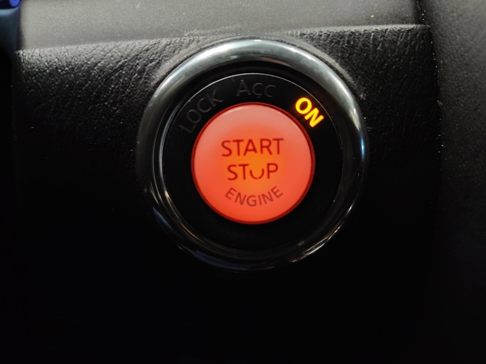 Used 2018 Nissan Armada SL w/ Premium Package image 36