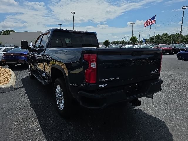 Used 2020 Chevrolet Silverado 2500 High Country w/ Z71 Off-Road Package AWD/4WD image 3