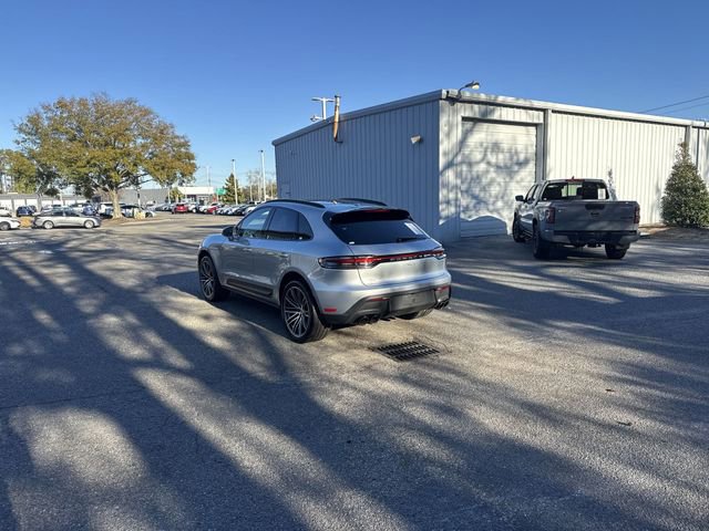 Used 2022 Porsche Macan AWD/4WD image 7