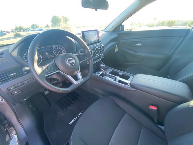 New 2025 Nissan Sentra SV image 11