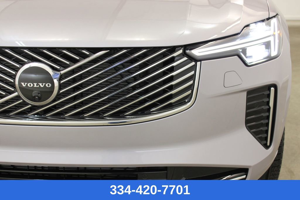 New 2026 Volvo XC90 B6 Plus w/ Protection Package Premier image 7