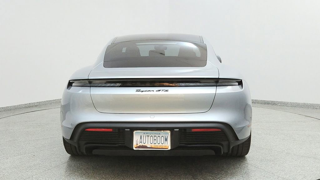 Used 2024 Porsche Taycan GTS image 4