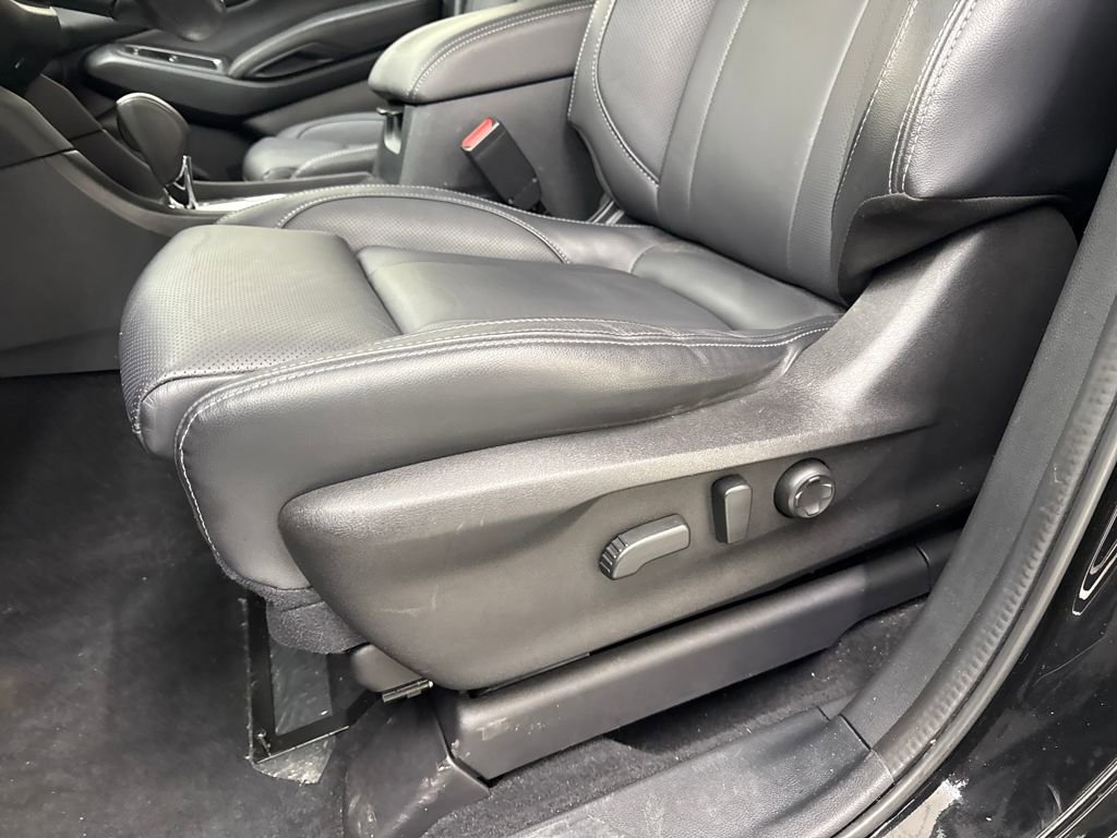 Certified 2023 Subaru Ascent Limited w/ Technology Package image 12