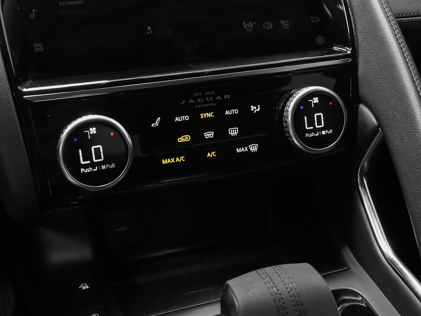 Used 2021 Jaguar E-PACE SE AWD/4WD image 39