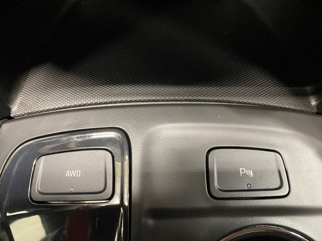 Used 2023 Chevrolet Equinox RS image 49