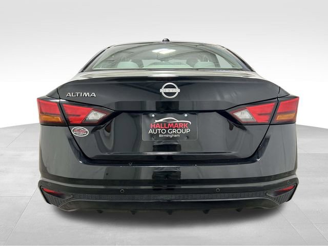 Used 2025 Nissan Altima 2.5 SV image 3